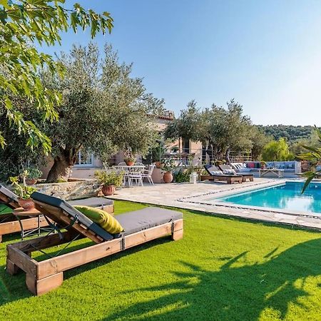 Skopelos Blue Heaven Pool Villa In Olive Grove ภายนอก รูปภาพ