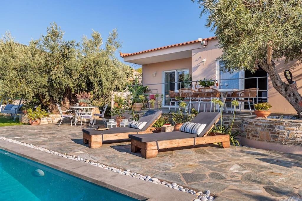 Skopelos Blue Heaven Pool Villa In Olive Grove ภายนอก รูปภาพ