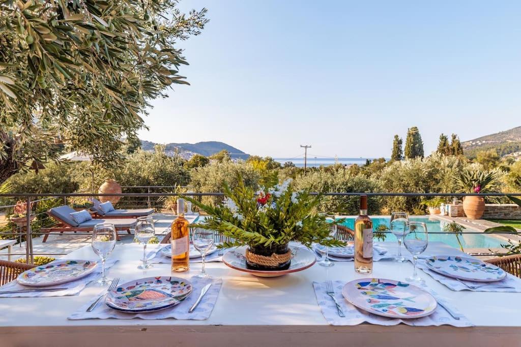 Skopelos Blue Heaven Pool Villa In Olive Grove ภายนอก รูปภาพ